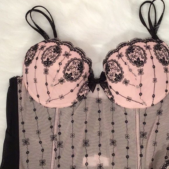 Corset by blush medium - Picture 2 of 5